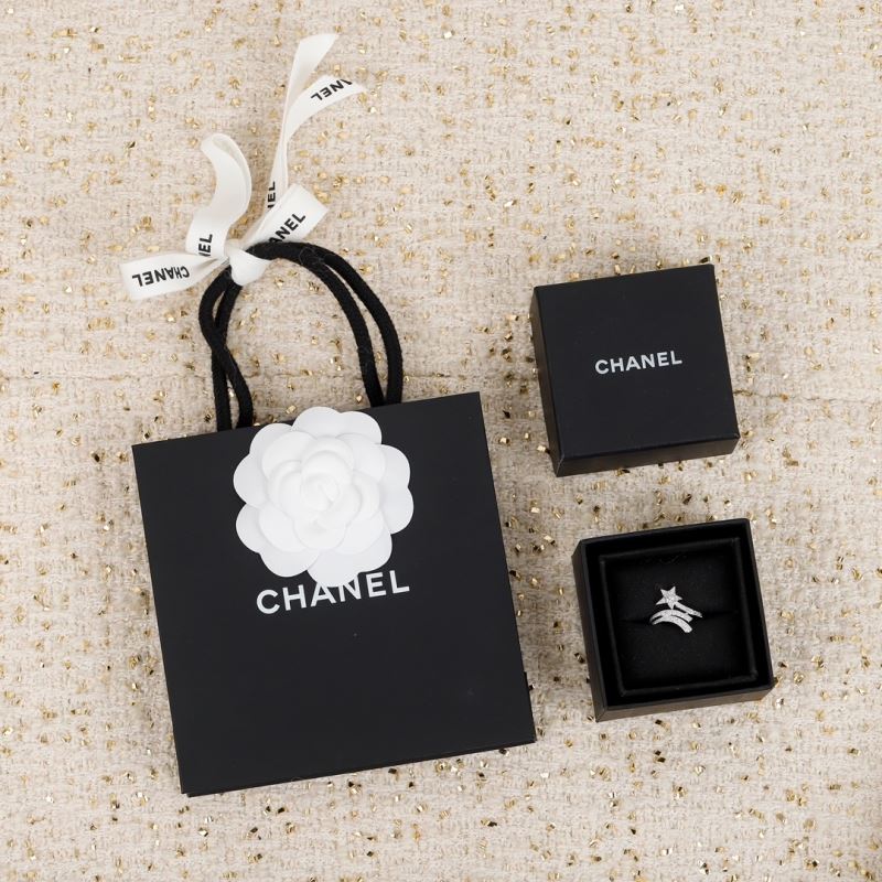 Ch**el bracelets